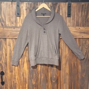 Banana Republic women's sweater